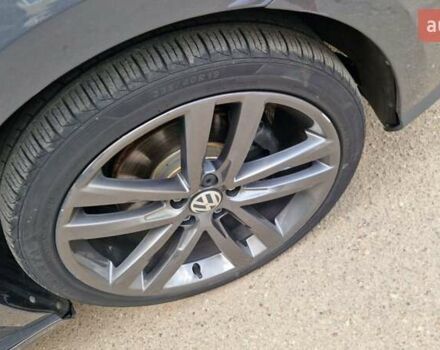 Серый Фольксваген Пассат, объемом двигателя 1.8 л и пробегом 183 тыс. км за 13700 $, фото 4 на Automoto.ua