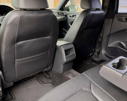 Сірий Фольксваген Пассат, об'ємом двигуна 1.8 л та пробігом 176 тис. км за 11799 $, фото 11 на Automoto.ua