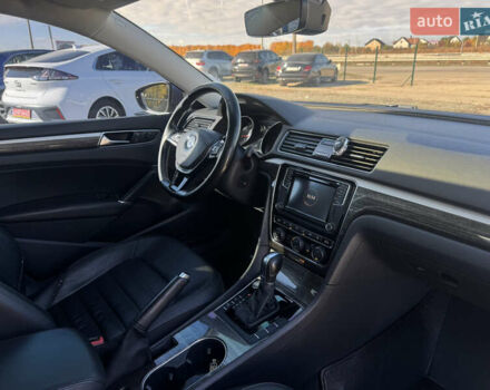 Серый Фольксваген Пассат, объемом двигателя 2 л и пробегом 169 тыс. км за 17000 $, фото 5 на Automoto.ua