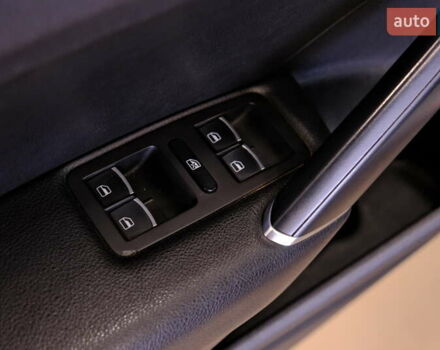 Серый Фольксваген Пассат, объемом двигателя 1.8 л и пробегом 180 тыс. км за 14800 $, фото 24 на Automoto.ua