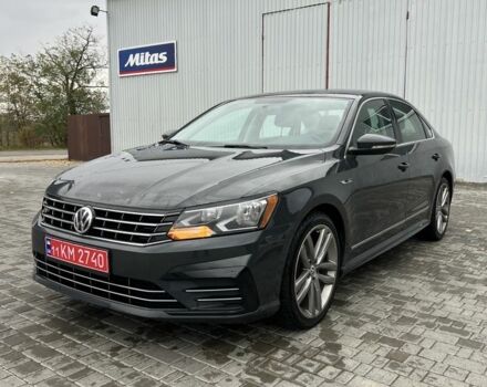 Сірий Фольксваген Пассат, об'ємом двигуна 1.8 л та пробігом 174 тис. км за 12900 $, фото 2 на Automoto.ua