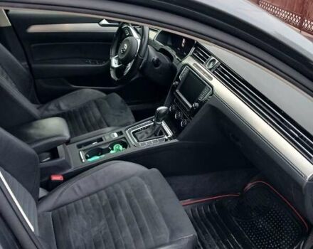 Серый Фольксваген Пассат, объемом двигателя 1.97 л и пробегом 39 тыс. км за 32000 $, фото 5 на Automoto.ua