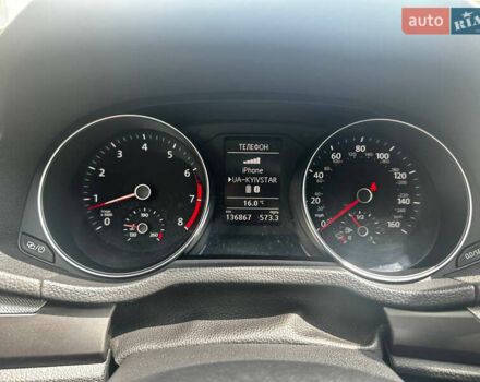 Серый Фольксваген Пассат, объемом двигателя 1.8 л и пробегом 137 тыс. км за 15000 $, фото 2 на Automoto.ua