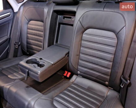 Серый Фольксваген Пассат, объемом двигателя 1.8 л и пробегом 180 тыс. км за 14800 $, фото 33 на Automoto.ua