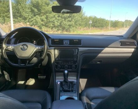 Серый Фольксваген Пассат, объемом двигателя 1.8 л и пробегом 229 тыс. км за 14999 $, фото 15 на Automoto.ua