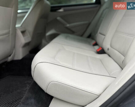 Серый Фольксваген Пассат, объемом двигателя 1.8 л и пробегом 189 тыс. км за 11800 $, фото 59 на Automoto.ua