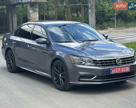 Сірий Фольксваген Пассат, об'ємом двигуна 2 л та пробігом 152 тис. км за 13500 $, фото 2 на Automoto.ua