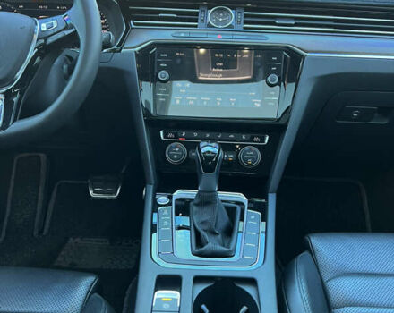 Серый Фольксваген Пассат, объемом двигателя 1.97 л и пробегом 103 тыс. км за 25700 $, фото 33 на Automoto.ua