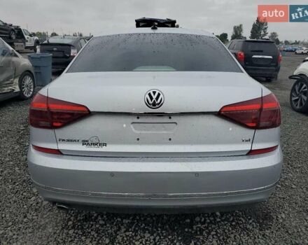 Сірий Фольксваген Пассат, об'ємом двигуна 1.8 л та пробігом 71 тис. км за 1500 $, фото 2 на Automoto.ua