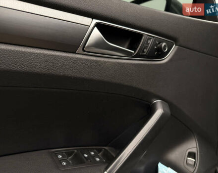 Серый Фольксваген Пассат, объемом двигателя 1.8 л и пробегом 128 тыс. км за 13800 $, фото 14 на Automoto.ua