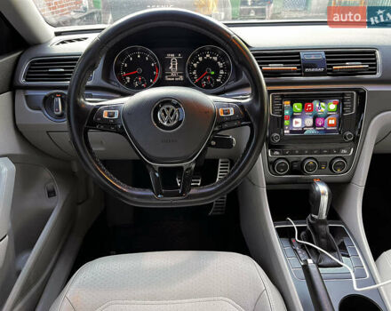 Серый Фольксваген Пассат, объемом двигателя 2 л и пробегом 139 тыс. км за 14500 $, фото 20 на Automoto.ua