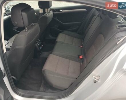 Сірий Фольксваген Пассат, об'ємом двигуна 1.8 л та пробігом 156 тис. км за 14127 $, фото 10 на Automoto.ua