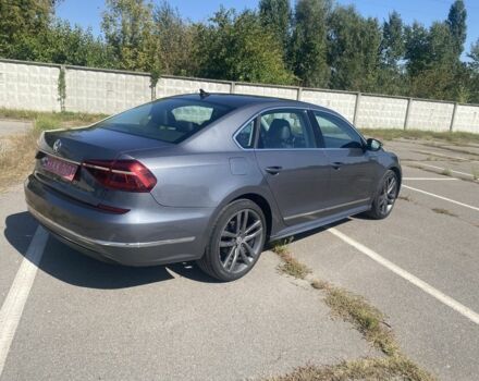 Сірий Фольксваген Пассат, об'ємом двигуна 1.8 л та пробігом 230 тис. км за 11900 $, фото 4 на Automoto.ua