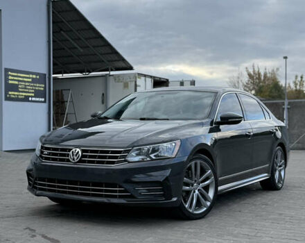 Серый Фольксваген Пассат, объемом двигателя 1.8 л и пробегом 255 тыс. км за 12500 $, фото 23 на Automoto.ua