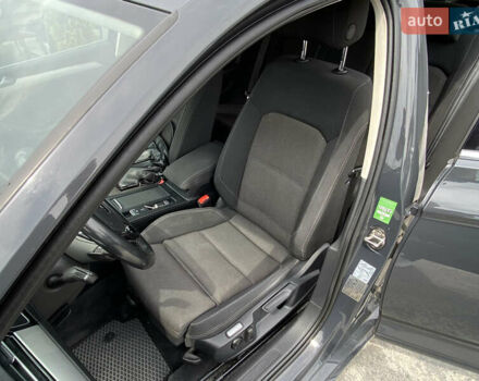 Сірий Фольксваген Пассат, об'ємом двигуна 1.4 л та пробігом 233 тис. км за 12700 $, фото 9 на Automoto.ua