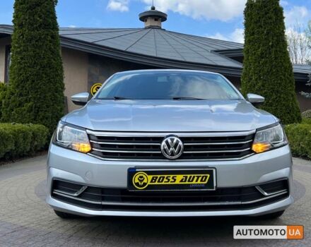 Серый Фольксваген Пассат, объемом двигателя 1.8 л и пробегом 93 тыс. км за 16100 $, фото 1 на Automoto.ua