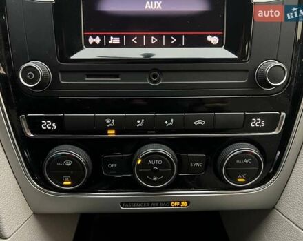 Сірий Фольксваген Пассат, об'ємом двигуна 1.8 л та пробігом 145 тис. км за 11700 $, фото 15 на Automoto.ua