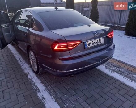 Серый Фольксваген Пассат, объемом двигателя 1.98 л и пробегом 50 тыс. км за 17500 $, фото 1 на Automoto.ua