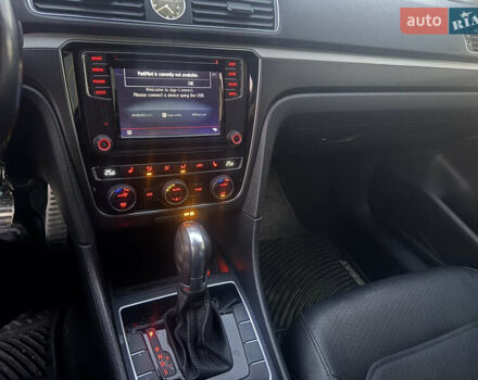 Серый Фольксваген Пассат, объемом двигателя 1.8 л и пробегом 73 тыс. км за 8500 $, фото 9 на Automoto.ua