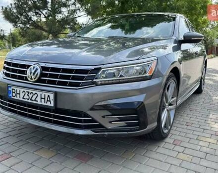 Сірий Фольксваген Пассат, об'ємом двигуна 2 л та пробігом 147 тис. км за 14899 $, фото 3 на Automoto.ua