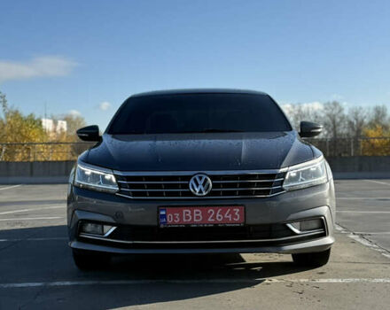 Сірий Фольксваген Пассат, об'ємом двигуна 1.8 л та пробігом 193 тис. км за 15000 $, фото 1 на Automoto.ua