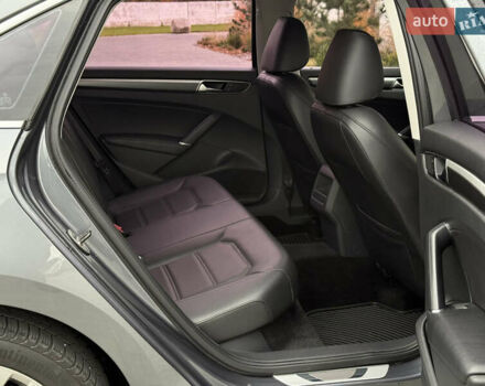 Фольксваген Пассат 2017 в Луцке на Automoto.ua Серый Фольксваген Пассат, объемом двигателя 1.8 л и пробегом 234 тыс. км за 14300 $, фото 15 на Automoto.ua