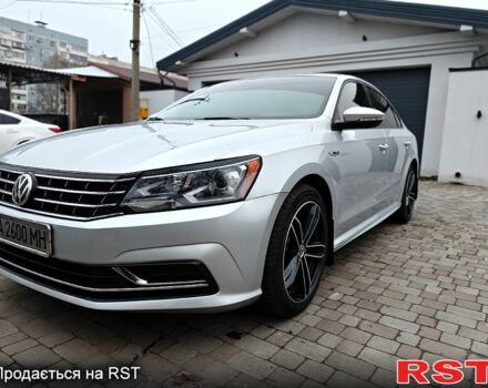 Серый Фольксваген Пассат, объемом двигателя 2 л и пробегом 176 тыс. км за 14800 $, фото 4 на Automoto.ua