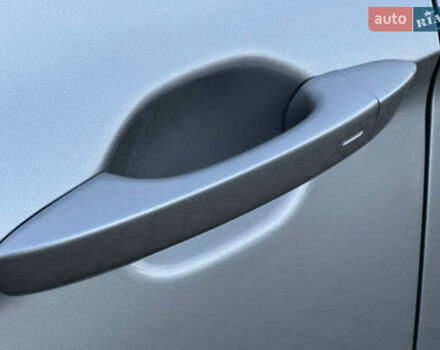 Серый Фольксваген Пассат, объемом двигателя 1.97 л и пробегом 215 тыс. км за 23500 $, фото 12 на Automoto.ua