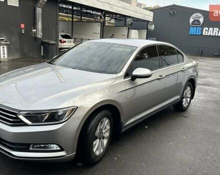 Серый Фольксваген Пассат, объемом двигателя 1.4 л и пробегом 135 тыс. км за 14500 $, фото 1 на Automoto.ua