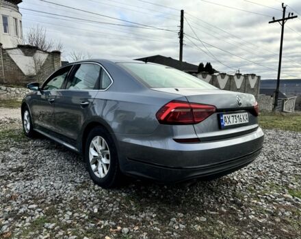 Сірий Фольксваген Пассат, об'ємом двигуна 1.8 л та пробігом 209 тис. км за 11800 $, фото 13 на Automoto.ua