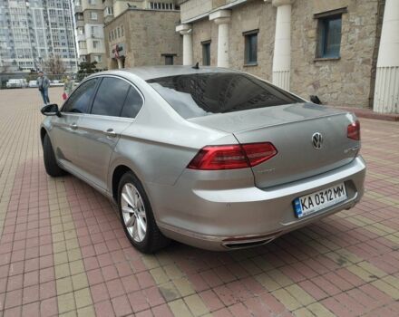 Сірий Фольксваген Пассат, об'ємом двигуна 2 л та пробігом 182 тис. км за 16700 $, фото 1 на Automoto.ua