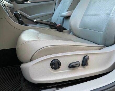 Серый Фольксваген Пассат, объемом двигателя 2 л и пробегом 155 тыс. км за 15500 $, фото 13 на Automoto.ua