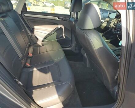 Серый Фольксваген Пассат, объемом двигателя 1.8 л и пробегом 146 тыс. км за 2750 $, фото 8 на Automoto.ua