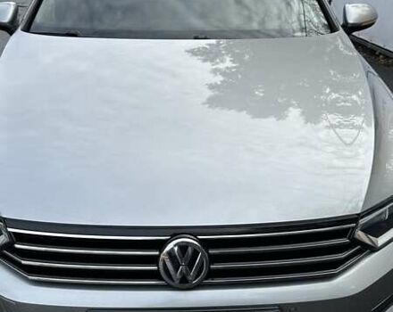 Серый Фольксваген Пассат, объемом двигателя 1.4 л и пробегом 135 тыс. км за 14500 $, фото 2 на Automoto.ua