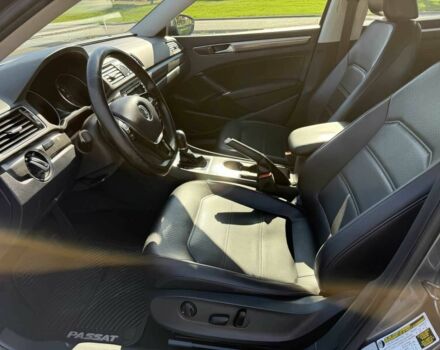 Серый Фольксваген Пассат, объемом двигателя 1.8 л и пробегом 63 тыс. км за 8900 $, фото 9 на Automoto.ua