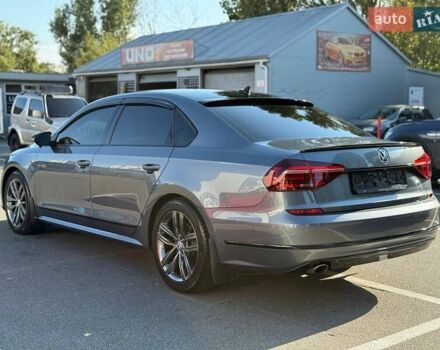 Серый Фольксваген Пассат, объемом двигателя 2 л и пробегом 102 тыс. км за 20500 $, фото 3 на Automoto.ua