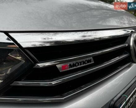 Сірий Фольксваген Пассат, об'ємом двигуна 2 л та пробігом 184 тис. км за 22490 $, фото 4 на Automoto.ua