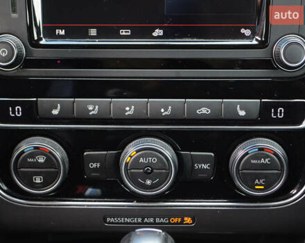 Серый Фольксваген Пассат, объемом двигателя 2 л и пробегом 48 тыс. км за 16900 $, фото 24 на Automoto.ua