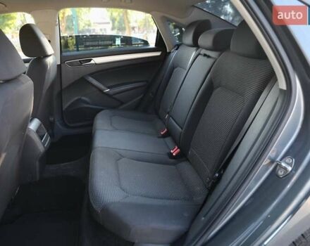 Сірий Фольксваген Пассат, об'ємом двигуна 2 л та пробігом 122 тис. км за 14800 $, фото 7 на Automoto.ua