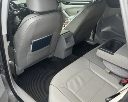 Сірий Фольксваген Пассат, об'ємом двигуна 0 л та пробігом 123 тис. км за 13700 $, фото 11 на Automoto.ua