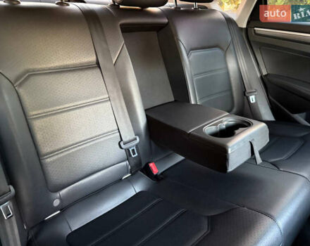 Сірий Фольксваген Пассат, об'ємом двигуна 2 л та пробігом 110 тис. км за 11699 $, фото 13 на Automoto.ua