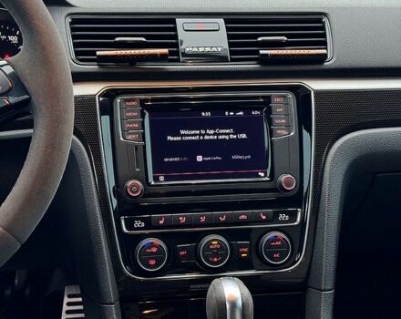 Серый Фольксваген Пассат, объемом двигателя 3.6 л и пробегом 109 тыс. км за 17500 $, фото 7 на Automoto.ua