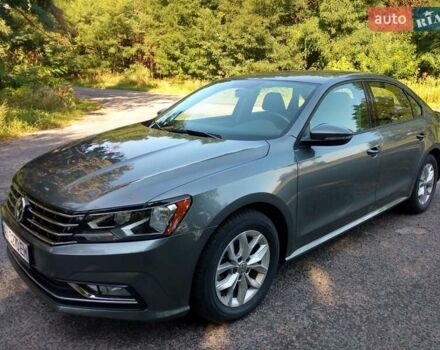 Серый Фольксваген Пассат, объемом двигателя 2 л и пробегом 133 тыс. км за 15700 $, фото 43 на Automoto.ua