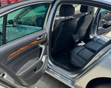 Серый Фольксваген Пассат, объемом двигателя 1.97 л и пробегом 128 тыс. км за 27000 $, фото 19 на Automoto.ua