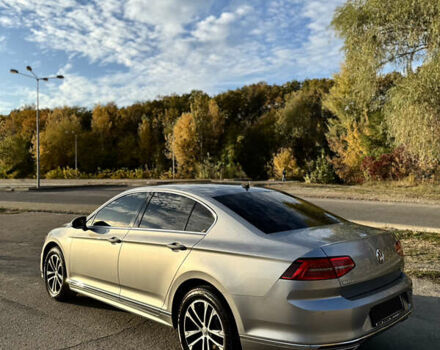 Фольксваген Пассат 2018 в Днепре (Днепропетровске) на Automoto.ua Серый Фольксваген Пассат, объемом двигателя 2 л и пробегом 162 тыс. км за 23500 $, фото 13 на Automoto.ua