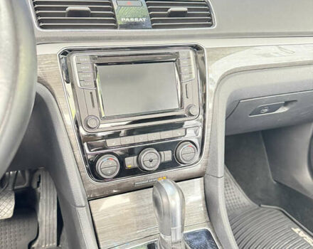 Серый Фольксваген Пассат, объемом двигателя 2 л и пробегом 128 тыс. км за 16590 $, фото 25 на Automoto.ua