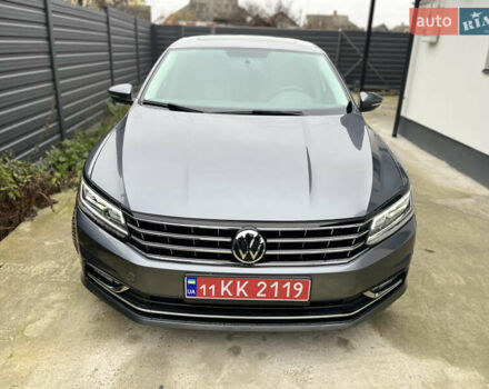 Серый Фольксваген Пассат, объемом двигателя 2 л и пробегом 92 тыс. км за 14500 $, фото 1 на Automoto.ua