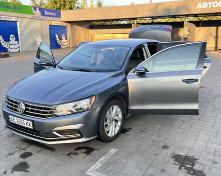 Серый Фольксваген Пассат, объемом двигателя 1.98 л и пробегом 139 тыс. км за 14400 $, фото 6 на Automoto.ua