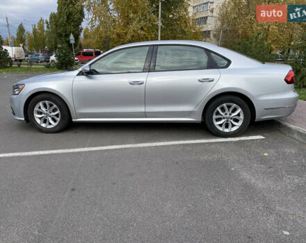 Серый Фольксваген Пассат, объемом двигателя 2 л и пробегом 158 тыс. км за 11900 $, фото 3 на Automoto.ua