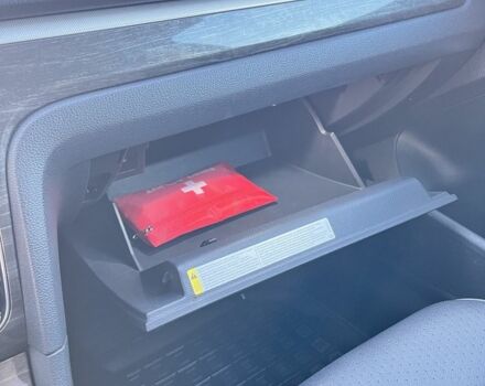 Серый Фольксваген Пассат, объемом двигателя 2 л и пробегом 139 тыс. км за 13500 $, фото 12 на Automoto.ua